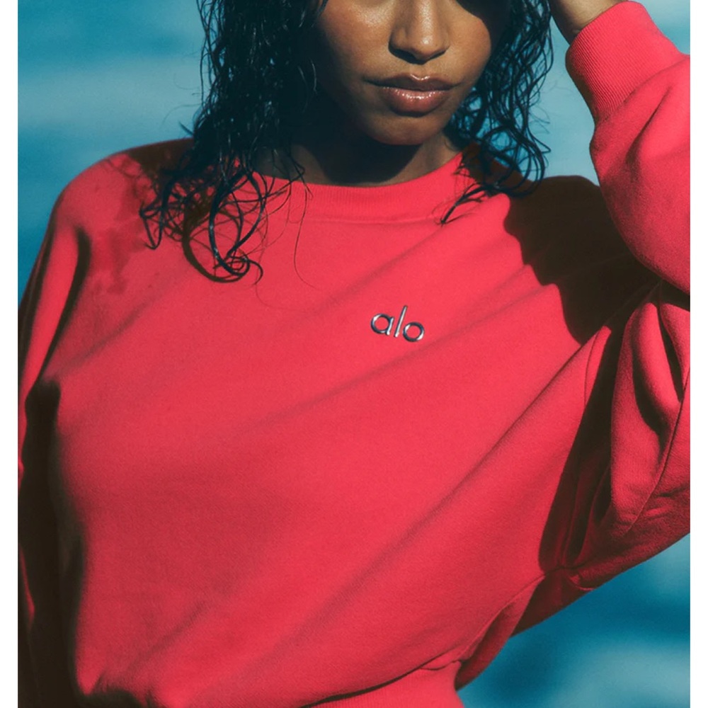 ALO Cropped Accolade Crewneck